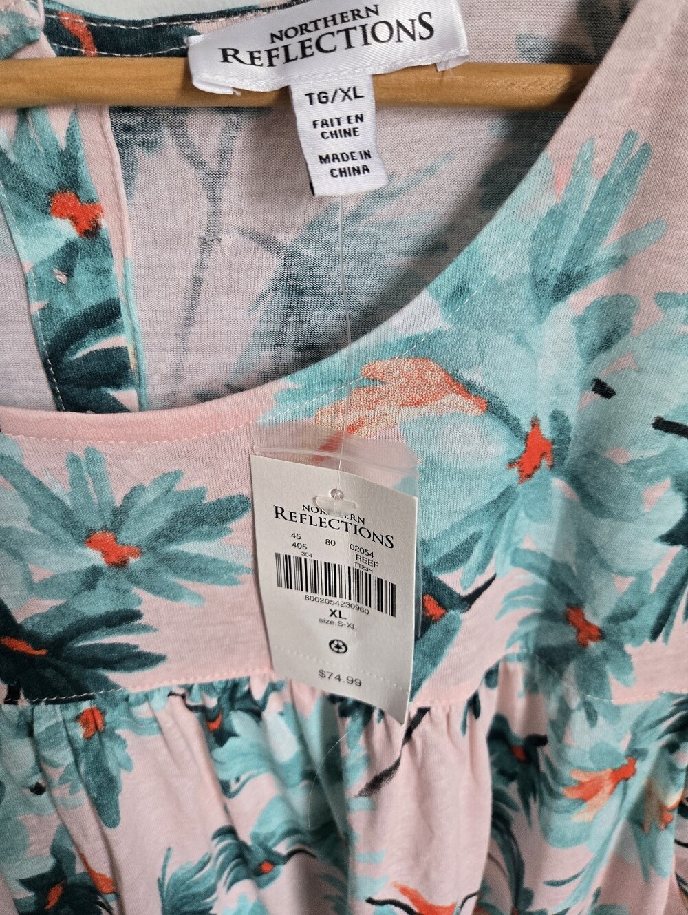 New NORTHERN REFLECTIONSPink Floral Short Sleeve Linen & Rayon Top - Picture 2 of 9
